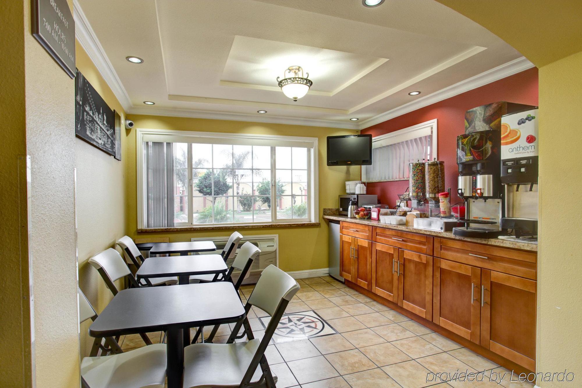 Rodeway Inn & Suites Near The Coliseum & Arena Ώκλαντ Εξωτερικό φωτογραφία