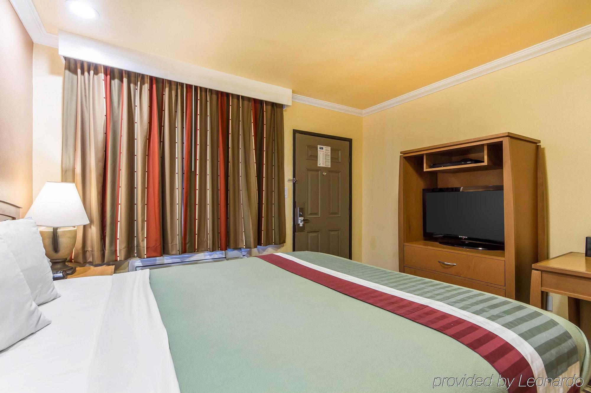 Rodeway Inn & Suites Near The Coliseum & Arena Ώκλαντ Εξωτερικό φωτογραφία