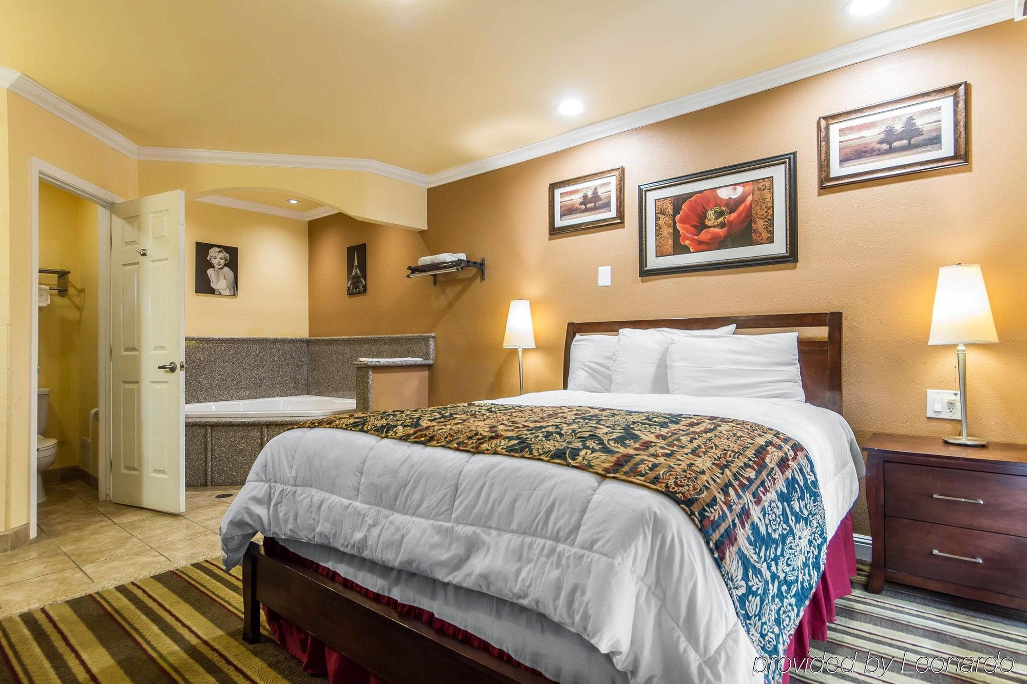 Rodeway Inn & Suites Near The Coliseum & Arena Ώκλαντ Εξωτερικό φωτογραφία